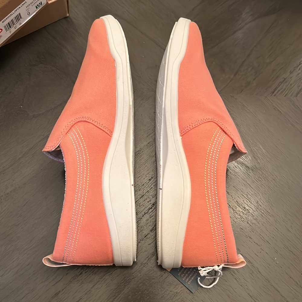 Women’s Vionic Marshall Canvas Slip On – Papaya (WIDE) - Picture 7 of 12